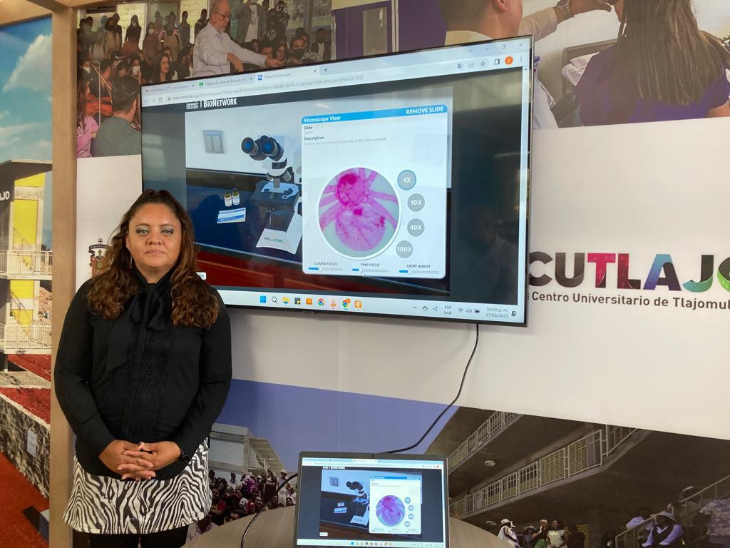 Miembros del CUTLAJO presentando en el Innova Forum