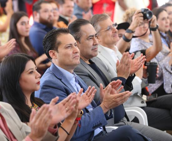 Público del informe de actividades